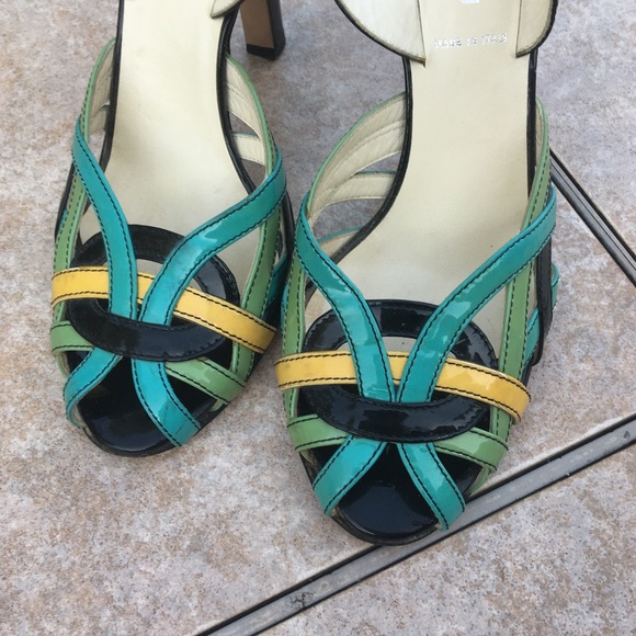 Miu Miu slingback peep toe patent leather sandals - Picture 9 of 12